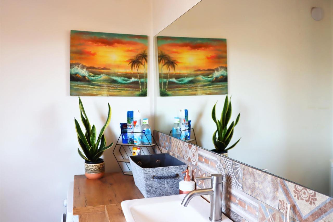 Central View Apartment Prishtine Bagian luar foto